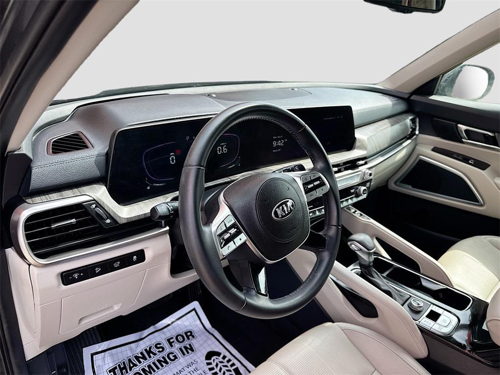 used 2024 Kia Telluride car, priced at $32,200