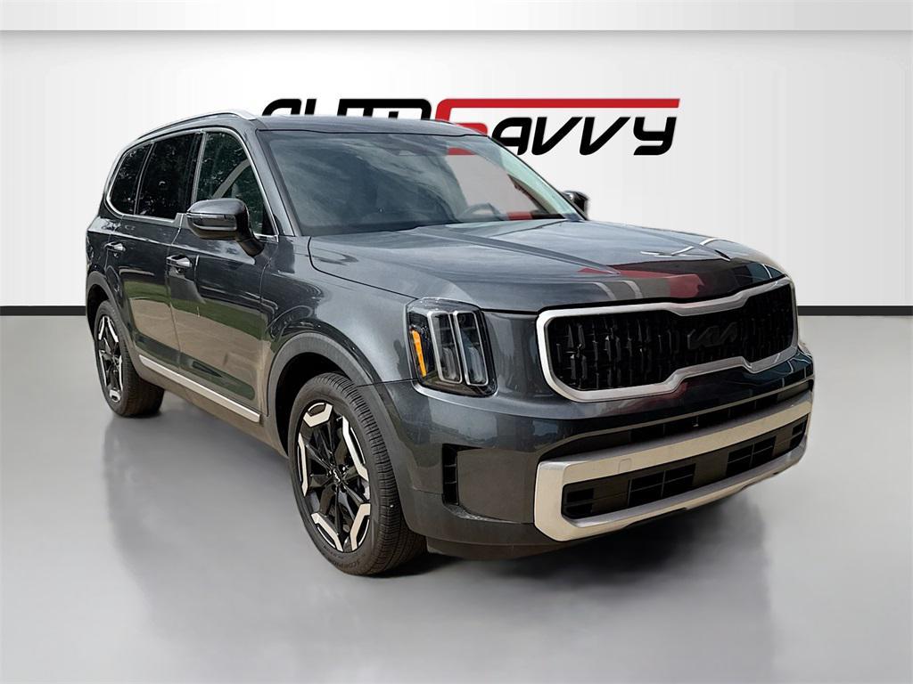 used 2024 Kia Telluride car, priced at $32,200