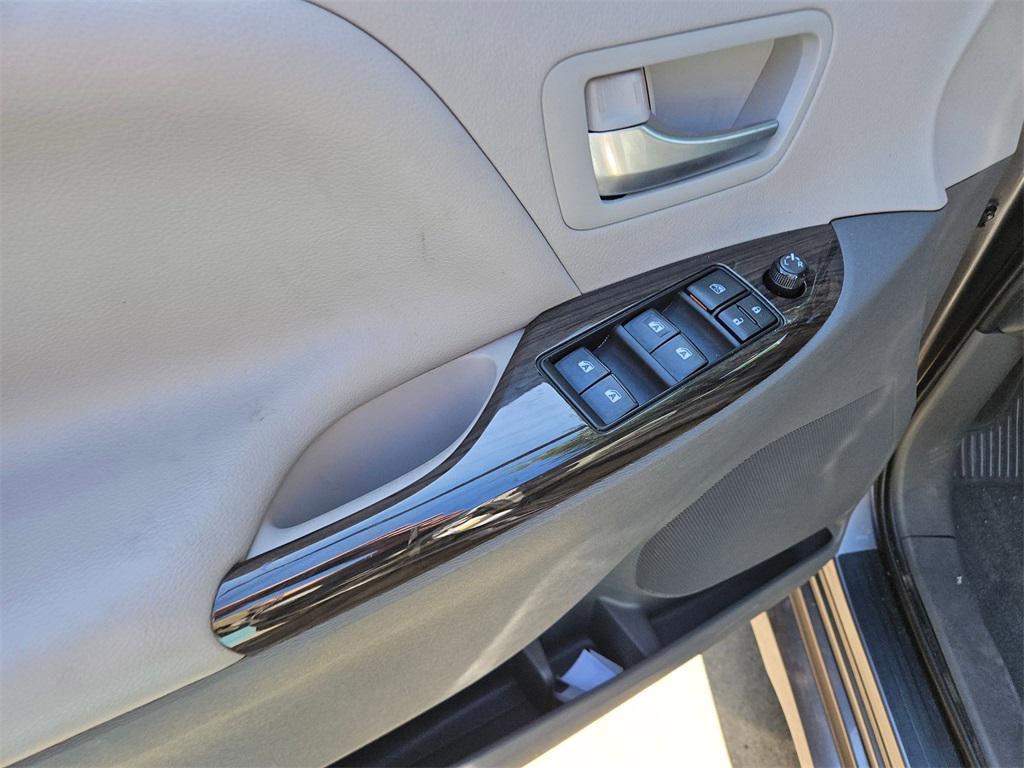 used 2020 Toyota Sienna car, priced at $26,805