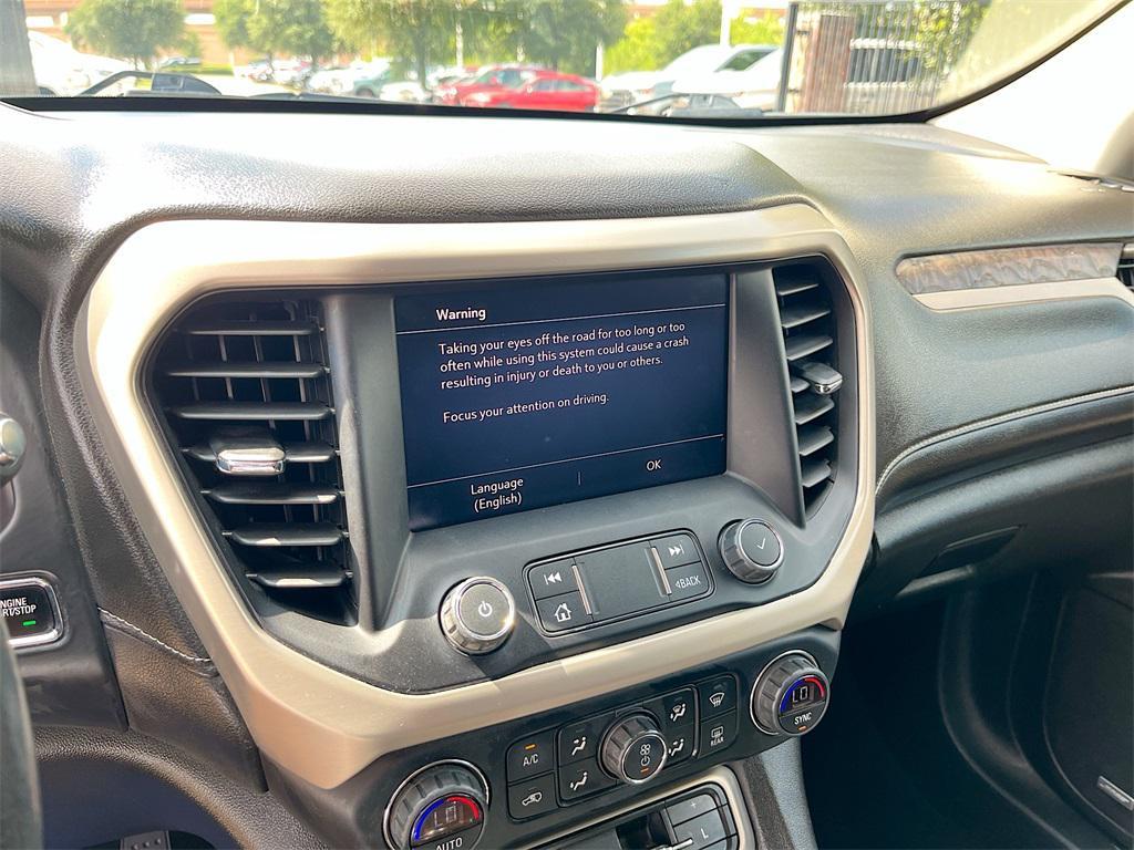used 2022 GMC Acadia car, priced at $28,000