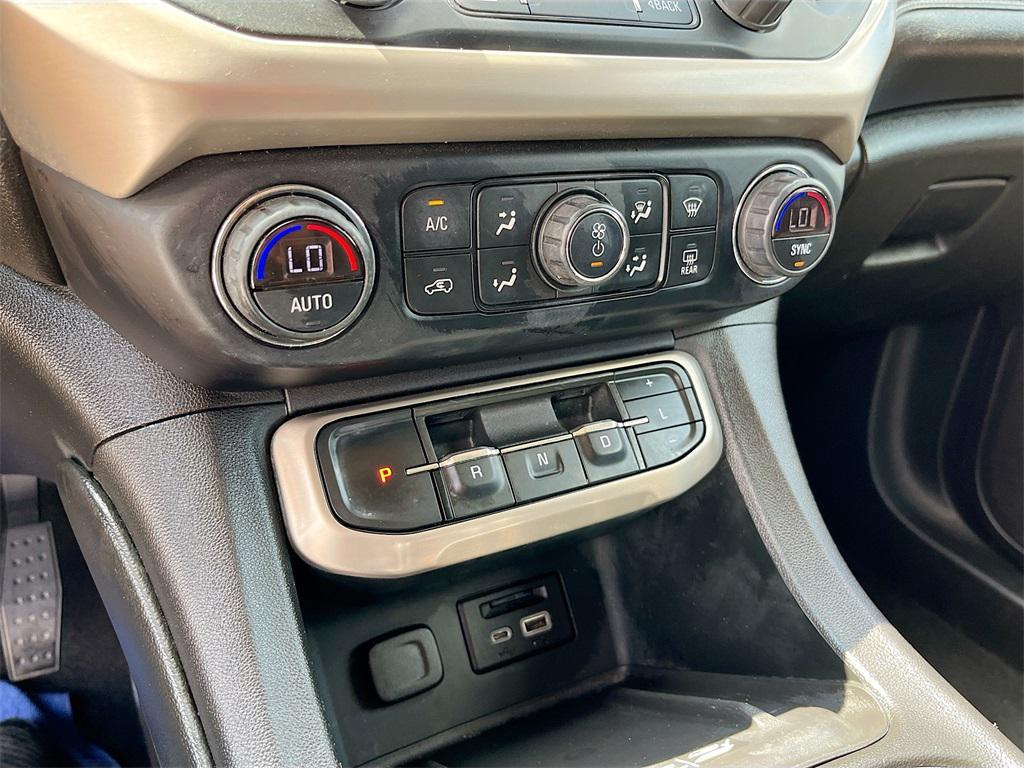 used 2022 GMC Acadia car, priced at $28,000