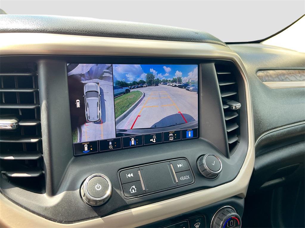 used 2022 GMC Acadia car, priced at $28,000