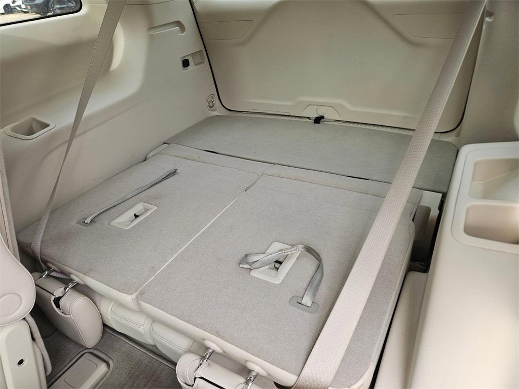 used 2022 GMC Acadia car, priced at $27,500
