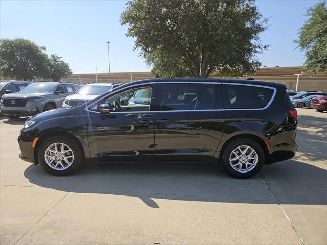 used 2024 Chrysler Pacifica car, priced at $30,600