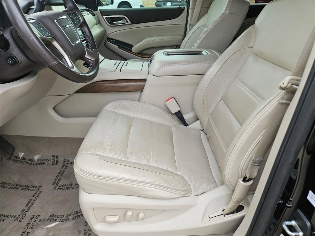 used 2020 GMC Yukon car, priced at $34,000