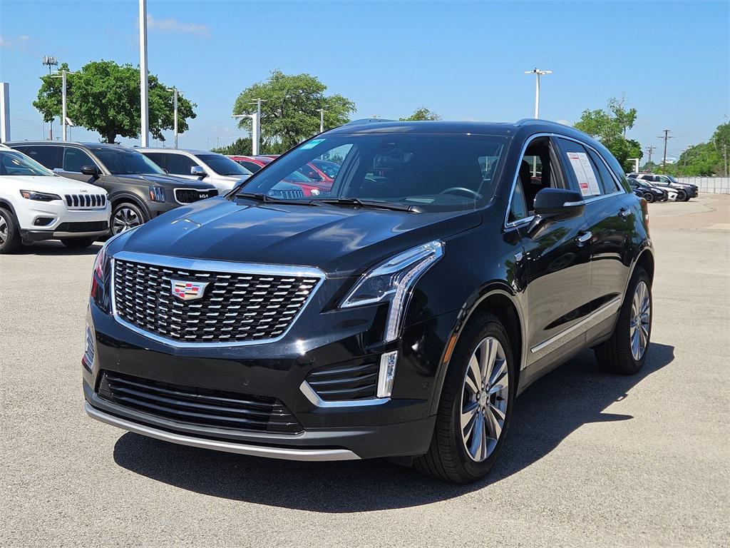 used 2024 Cadillac XT5 car, priced at $35,000