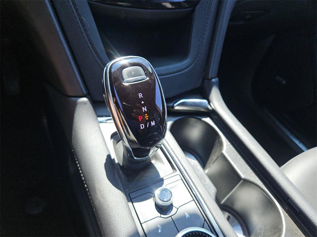 used 2024 Cadillac XT5 car, priced at $35,000