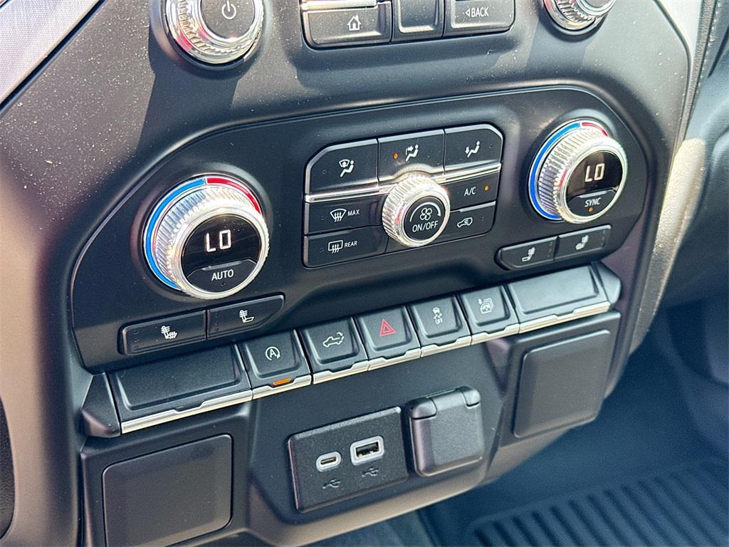 used 2022 GMC Sierra 1500 car, priced at $29,700