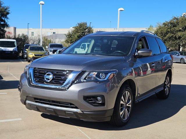 used 2020 Nissan Pathfinder car, priced at $15,700