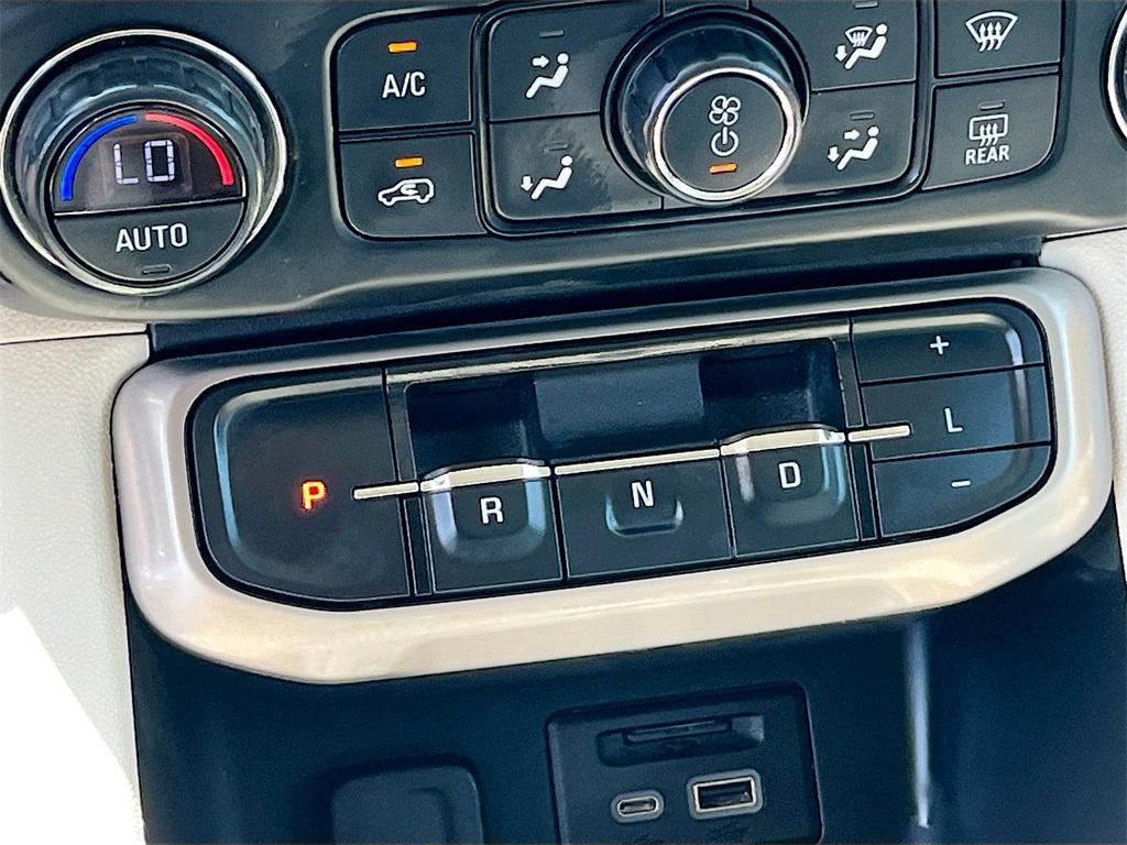 used 2021 GMC Acadia car, priced at $25,000
