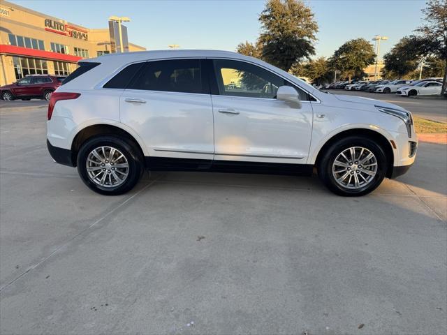 used 2017 Cadillac XT5 car, priced at $16,000