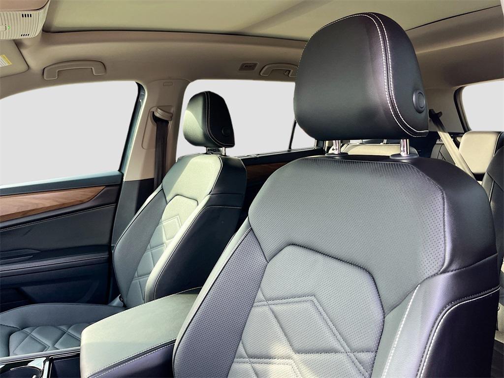 used 2024 Volkswagen Atlas car, priced at $30,000