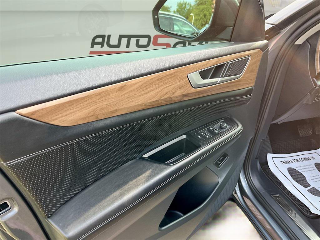 used 2024 Volkswagen Atlas car, priced at $30,000