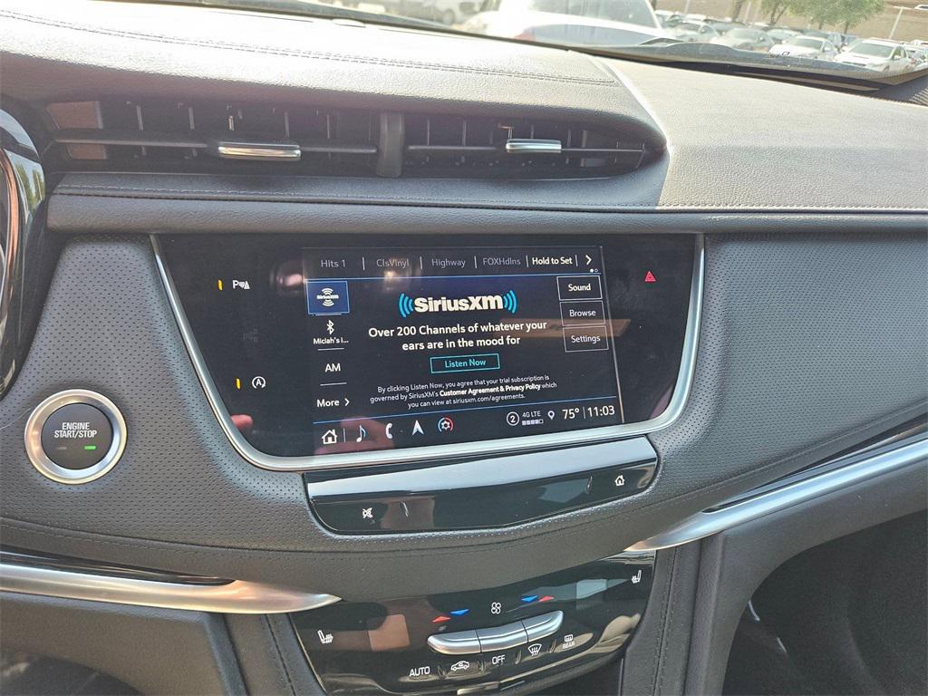 used 2025 Cadillac XT5 car, priced at $42,000