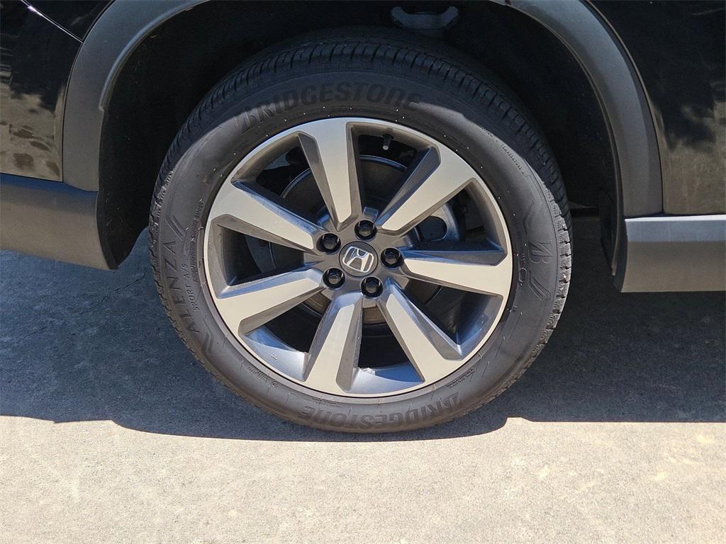 used 2023 Honda Pilot car, priced at $36,000