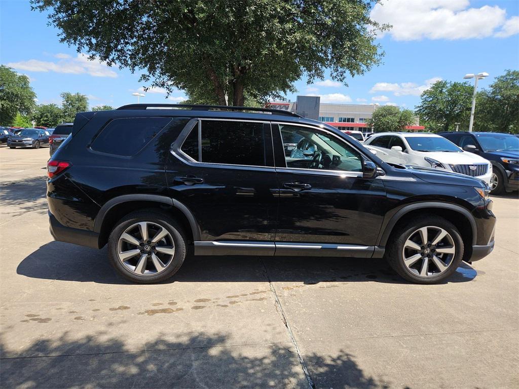 used 2023 Honda Pilot car, priced at $36,000