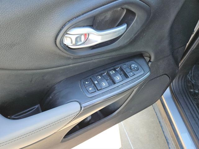 used 2014 Jeep Cherokee car, priced at $6,100
