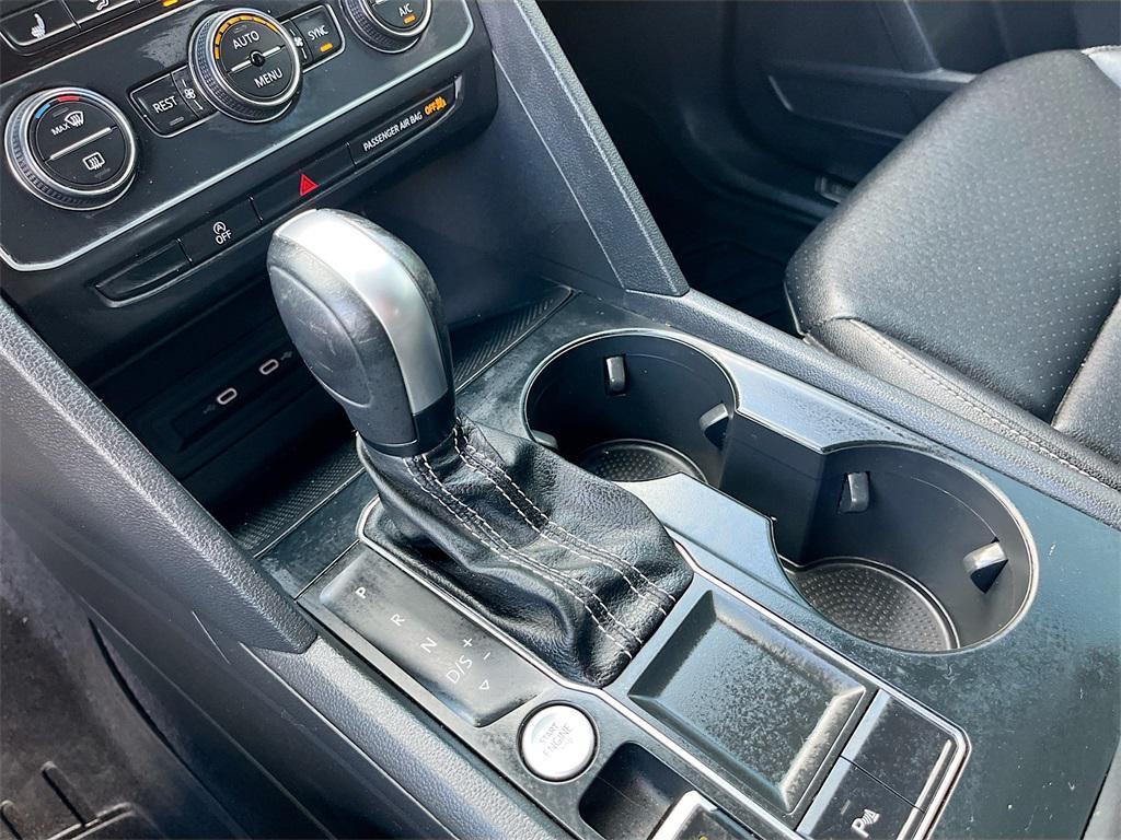 used 2021 Volkswagen Atlas car, priced at $17,700