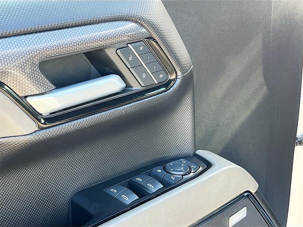used 2022 Chevrolet Silverado 1500 car, priced at $44,100