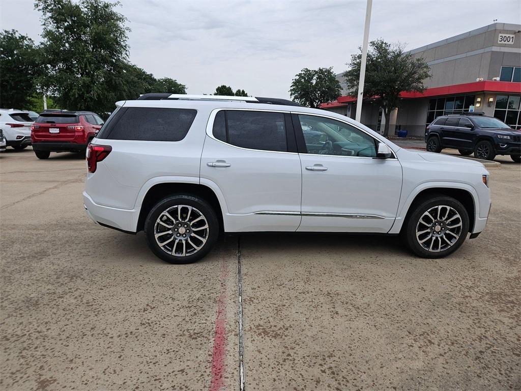 used 2022 GMC Acadia car, priced at $28,300