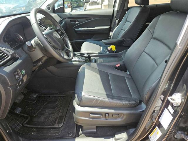 used 2022 Honda Pilot car, priced at $27,100