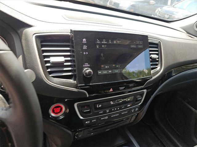 used 2022 Honda Pilot car, priced at $27,100