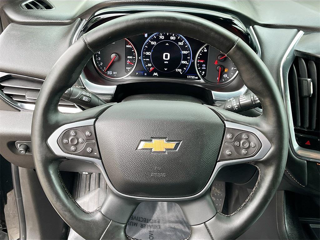 used 2023 Chevrolet Traverse car, priced at $32,700