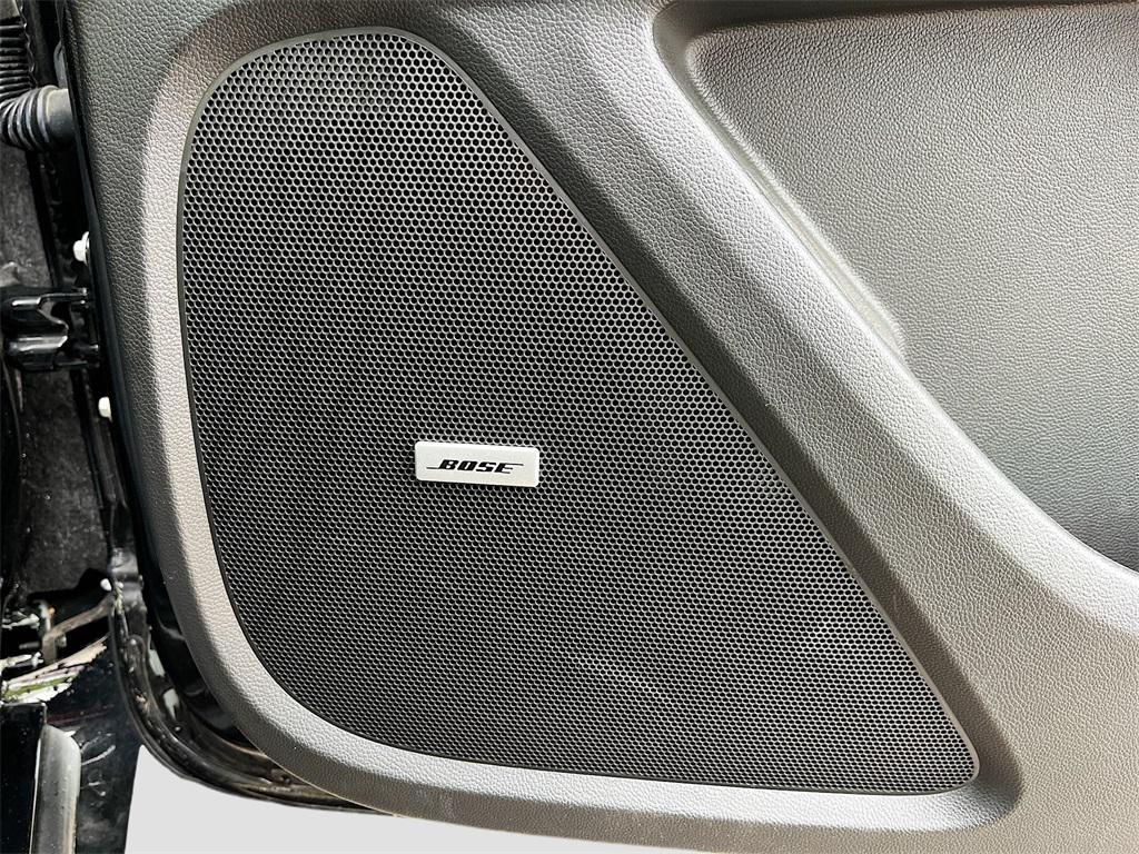 used 2023 Chevrolet Traverse car, priced at $32,700