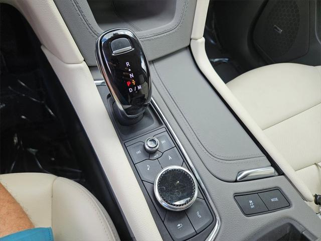 used 2024 Cadillac XT5 car, priced at $39,400