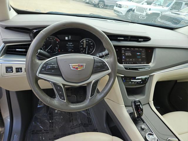 used 2024 Cadillac XT5 car, priced at $39,400