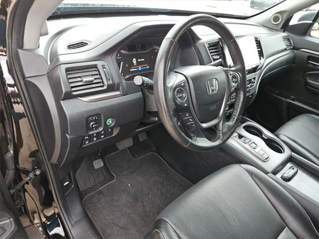 used 2023 Honda Ridgeline car, priced at $29,000