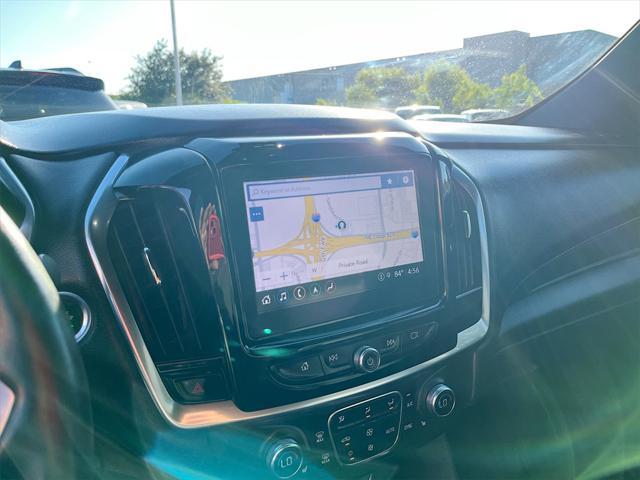 used 2022 Chevrolet Traverse car, priced at $31,600