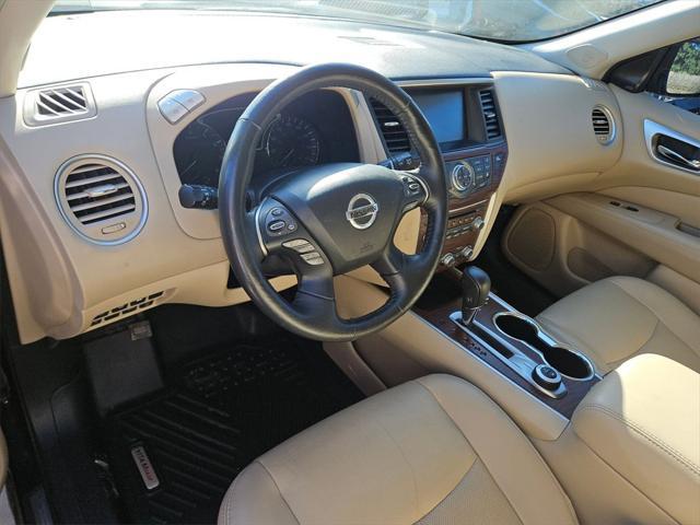 used 2020 Nissan Pathfinder car, priced at $19,300