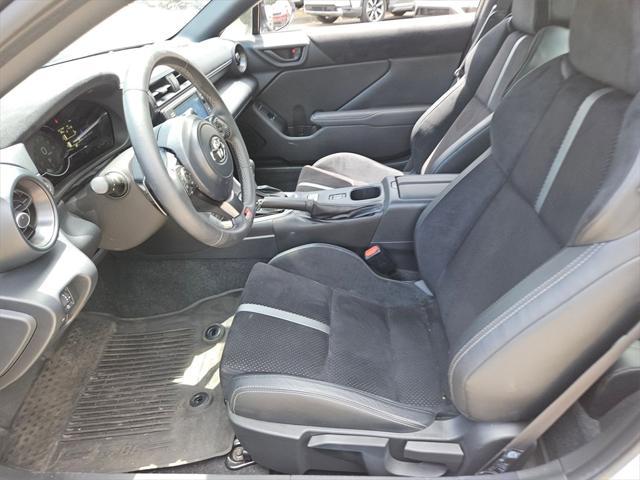 used 2024 Toyota GR86 car, priced at $28,900