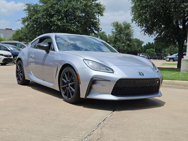 used 2024 Toyota GR86 car, priced at $28,900