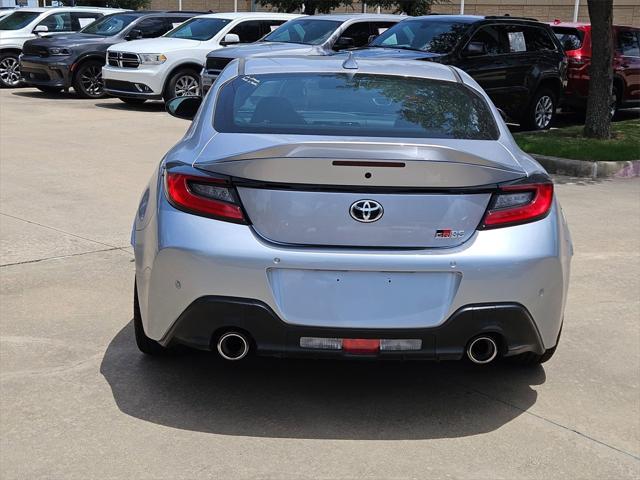 used 2024 Toyota GR86 car, priced at $28,900