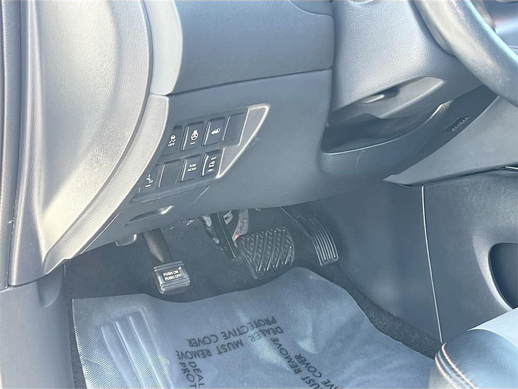 used 2020 Nissan Pathfinder car, priced at $18,800