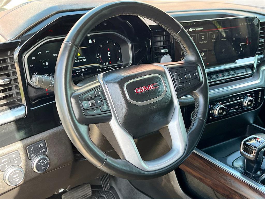 used 2023 GMC Sierra 1500 car, priced at $39,600