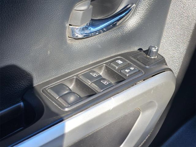 used 2024 Nissan Titan car, priced at $33,300