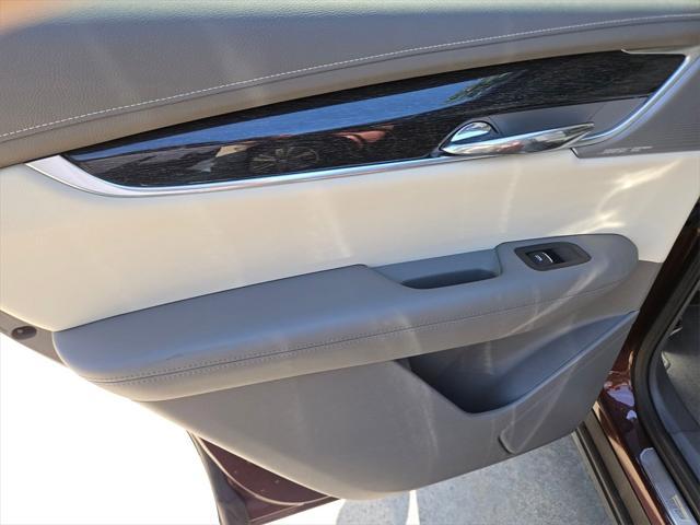 used 2023 Cadillac XT6 car, priced at $28,200