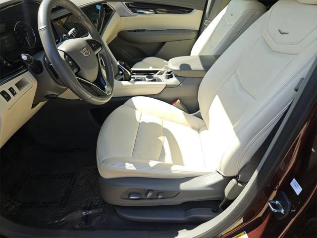 used 2023 Cadillac XT6 car, priced at $28,200