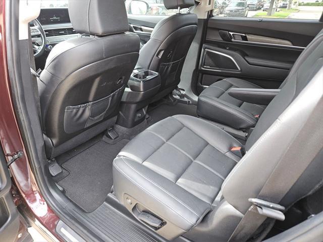 used 2022 Kia Telluride car, priced at $30,000