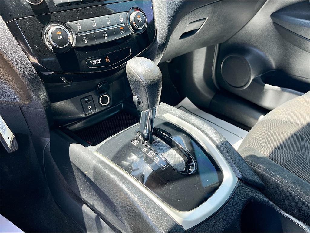 used 2016 Nissan Rogue car, priced at $6,400