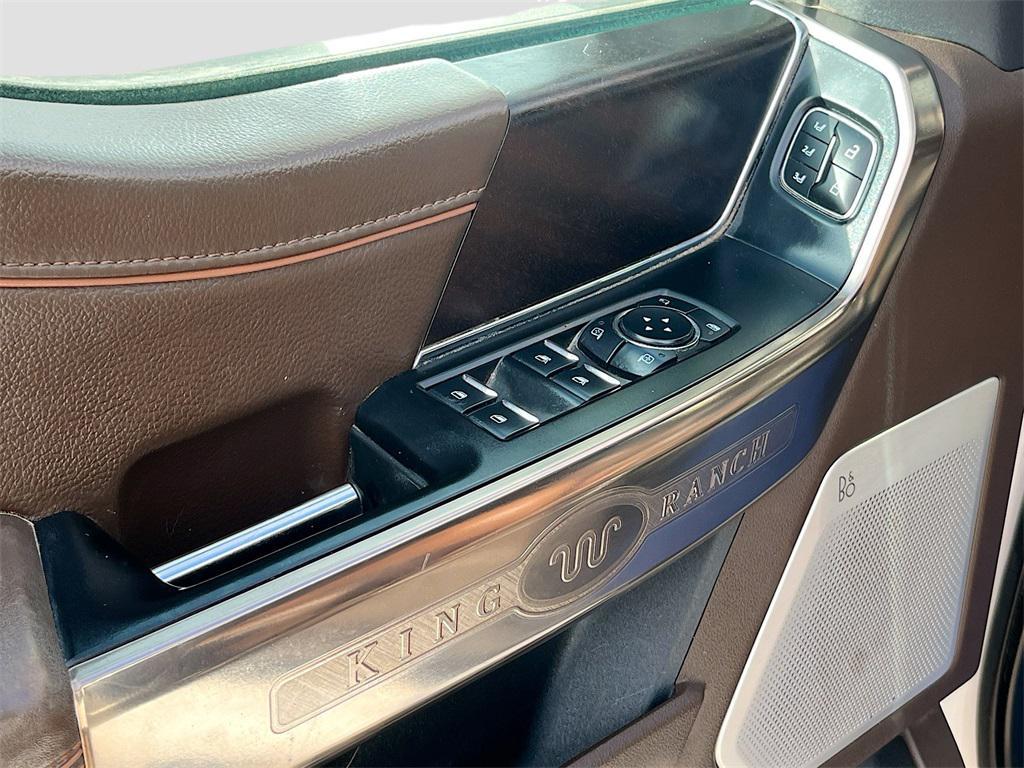 used 2023 Ford F-150 car, priced at $32,000