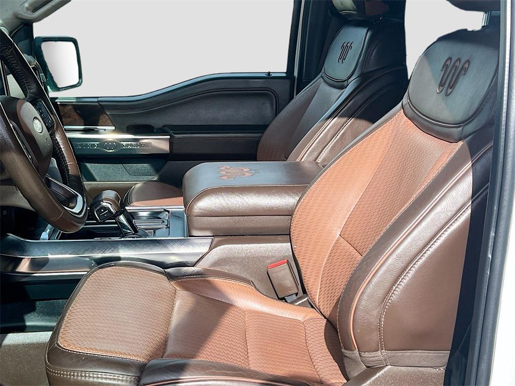 used 2023 Ford F-150 car, priced at $32,000