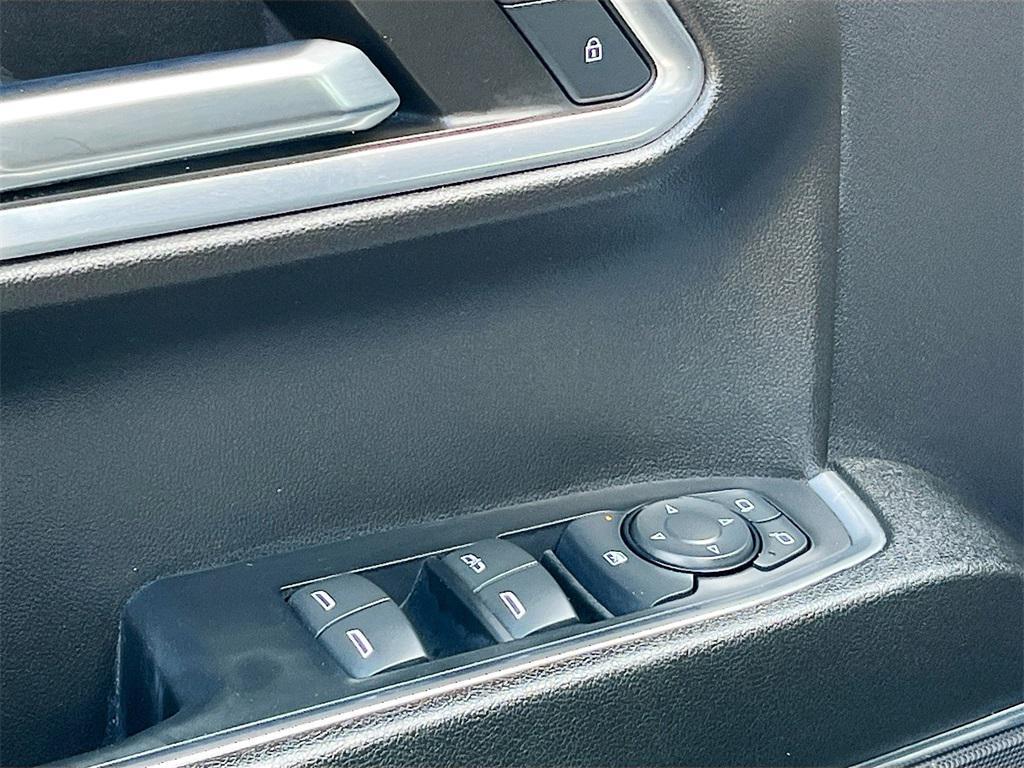 used 2024 Chevrolet Silverado 1500 car, priced at $42,900