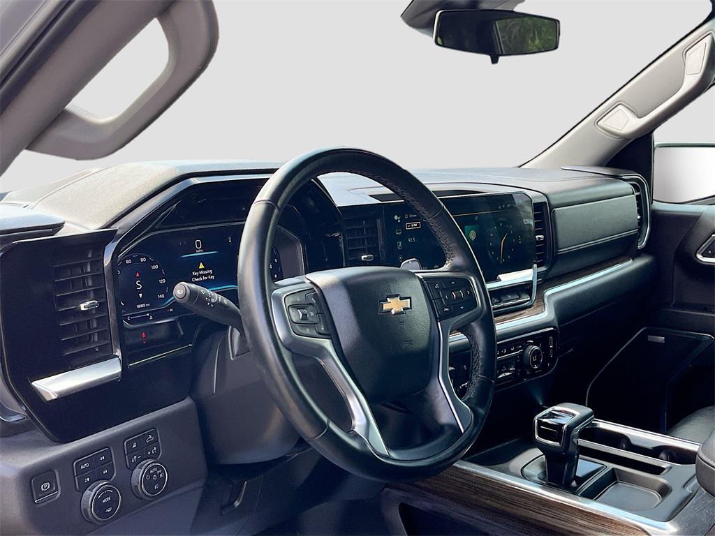 used 2024 Chevrolet Silverado 1500 car, priced at $42,900