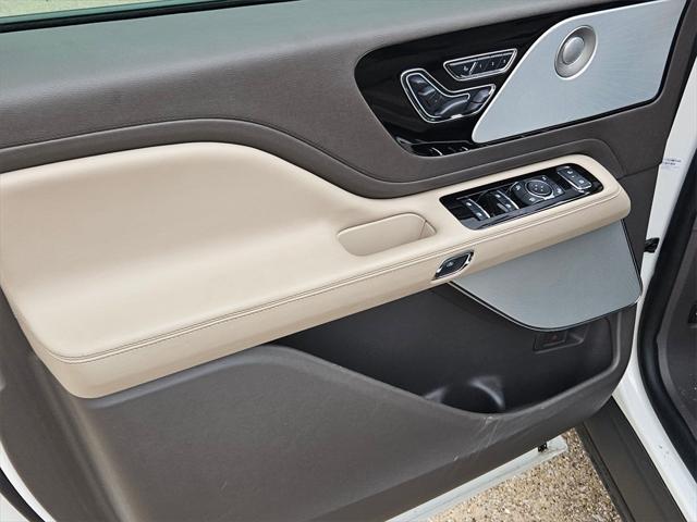 used 2024 Lincoln Aviator car, priced at $45,000