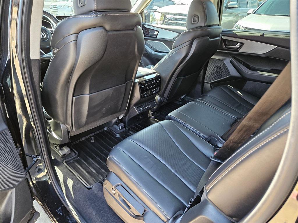 used 2024 Acura MDX car, priced at $36,900