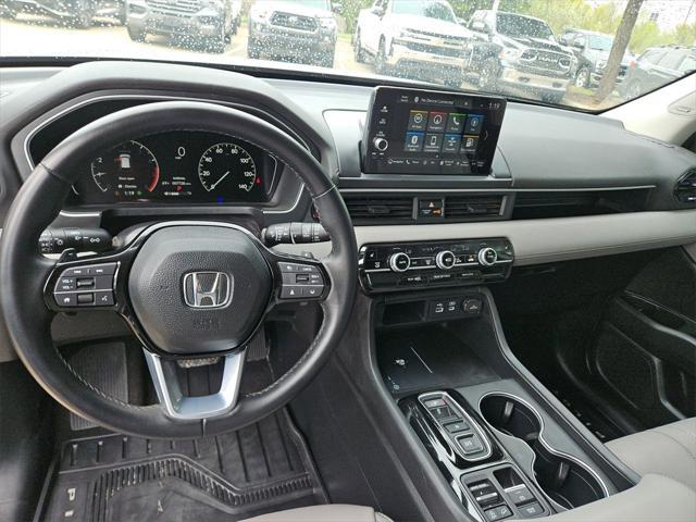 used 2023 Honda Pilot car, priced at $33,100